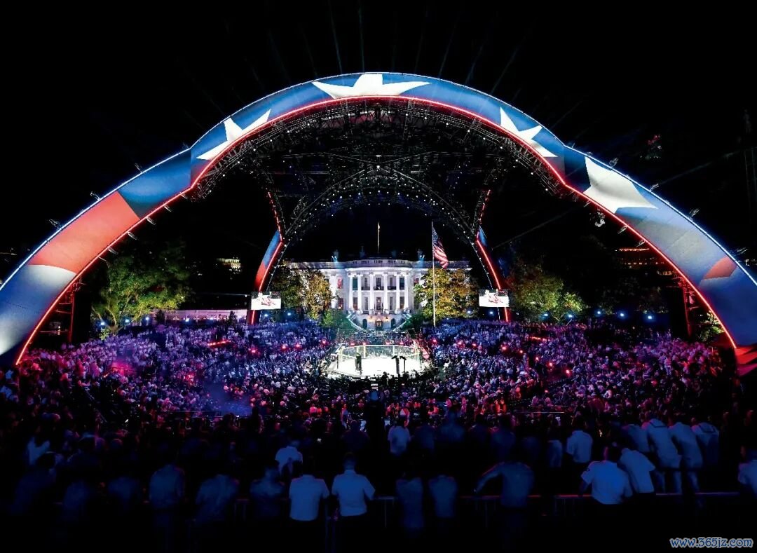 6月14日，竖立在好意思国华盛顿白宫南草坪的“UFC Freedom 250”格斗赛场。图/视觉中国